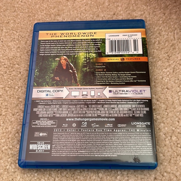 The Hunger Games Blu-Ray - Picture 2 of 2